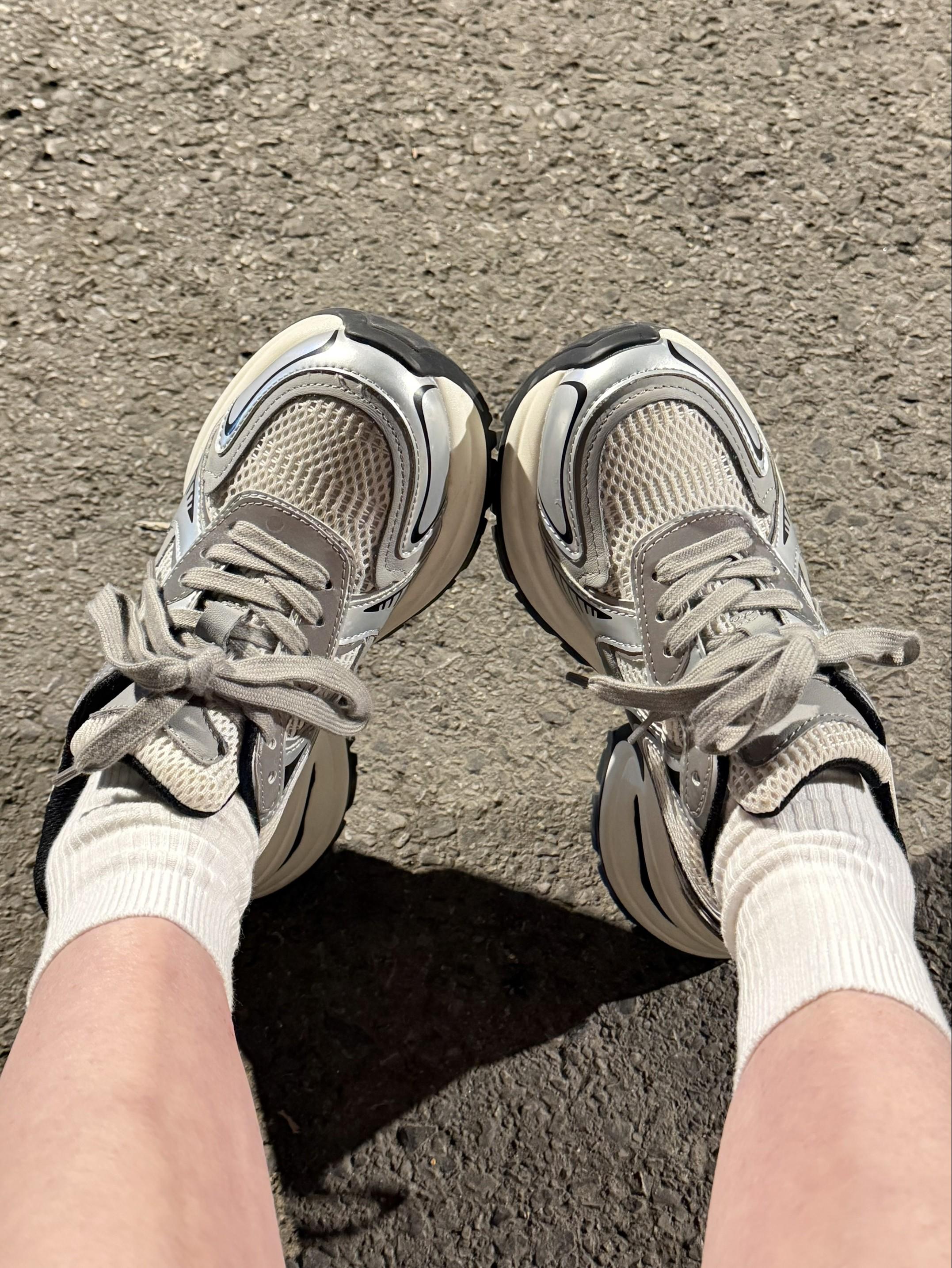 小个子日常通勤必入!赵露思同款GGCC复古老爹鞋轻松穿出大长腿